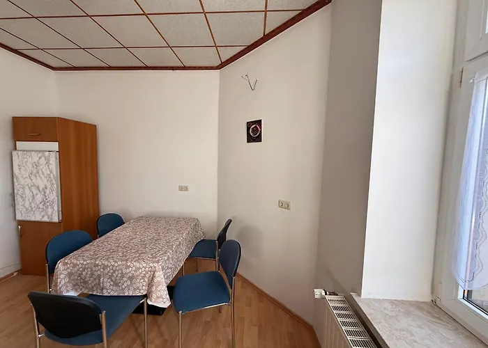 Goldener Drache Adorf